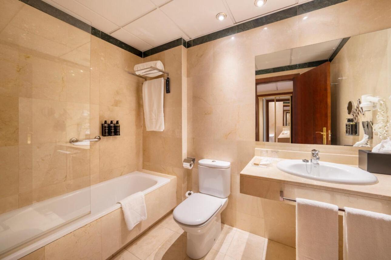 Hotel Eurostars Plaza Acueducto à Ségovie Extérieur photo